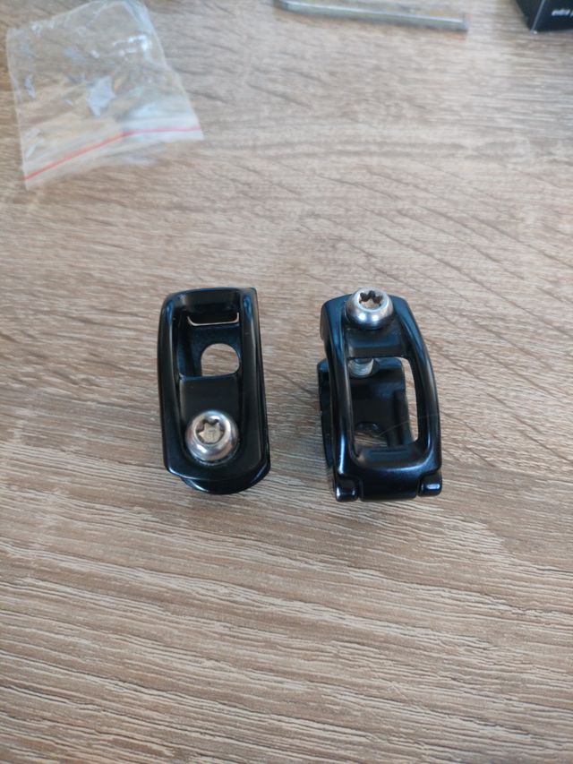 Abrazaderas Avid SRAM