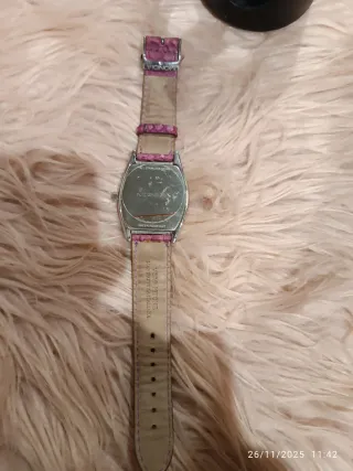 Reloj Mondia Mujer Negro y Morado