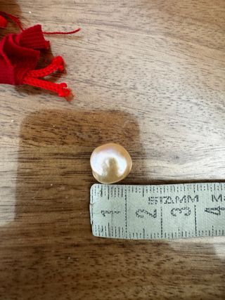 Perla Mabe Dorada y Rosa de 12 mm de diámetro