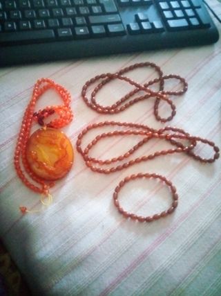 3 collares y 2 pulseras ámbar Báltico