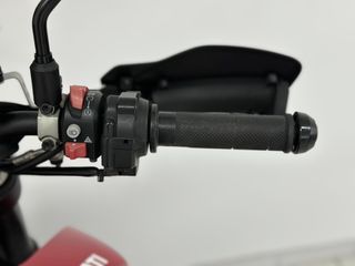 DUCATI HYPERMOTARD 950