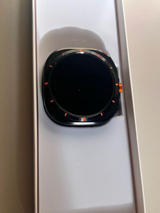 Samsung Galaxy Watch Ultra – Nuovo, completo