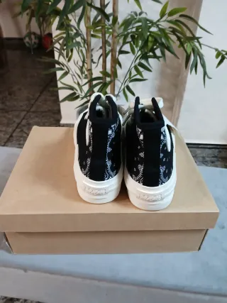 Zapatillas Pepe Jeans Negras y Blancas