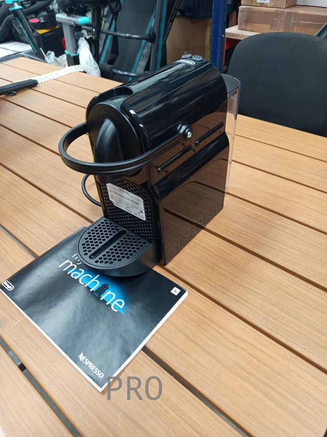 Nespresso De'Longhi Inissia EN80.B