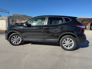 Nissan Qashqai 2015