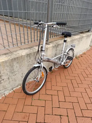 Bicicleta Plegable Paseo marca DAHON YEAH 20"