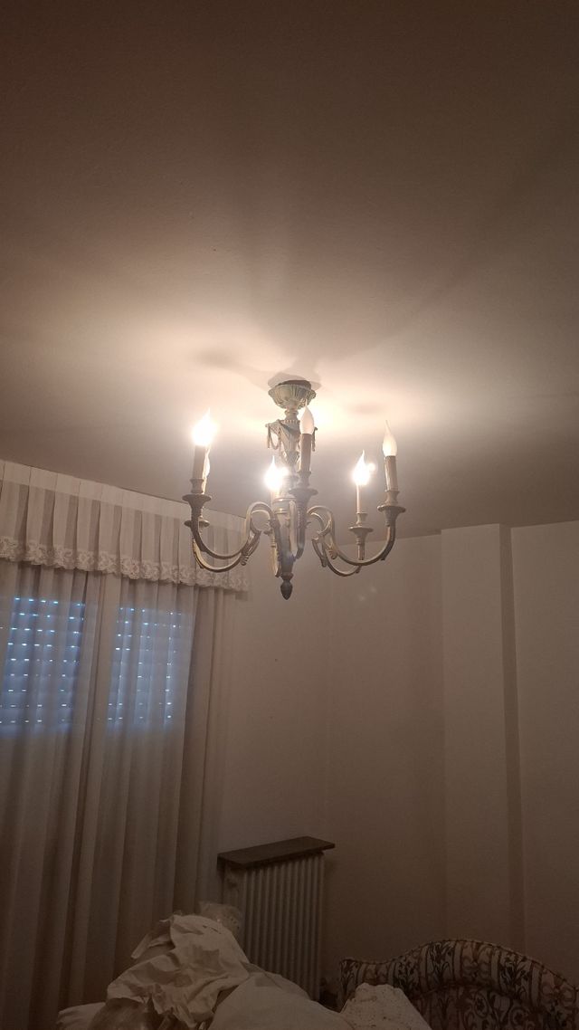 Lampade a sospensione e da tavolo