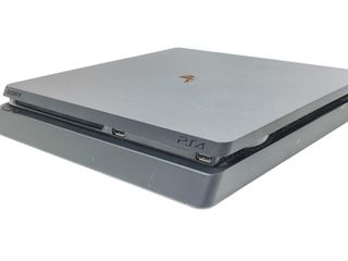 CONSOLA PS4 SLIM 1TB + CABLE