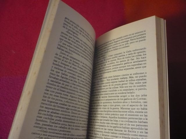 GUSANOS DE LA TIERRA ( ROBERT E. HOWARD ) FANTASIA