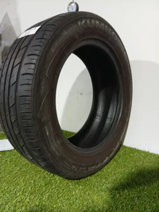 215 55 16 93W KUMHO ECSTA HM