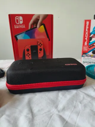 Nintendo Switch + 24 juegos NUEVA!