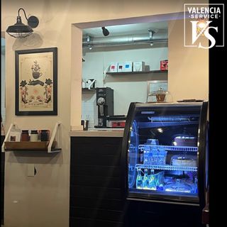 0834 –CAFETERÍA BAR BISTRÓ EN ZONA PLAZA DE ESPAÑA