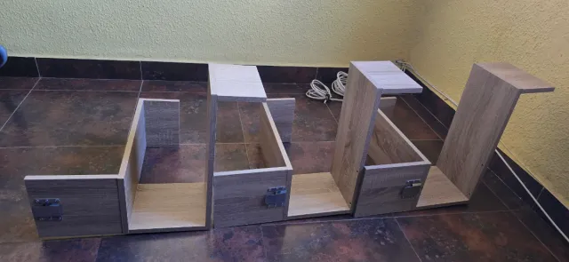 Estantería esquinera de madera roble Sonoma