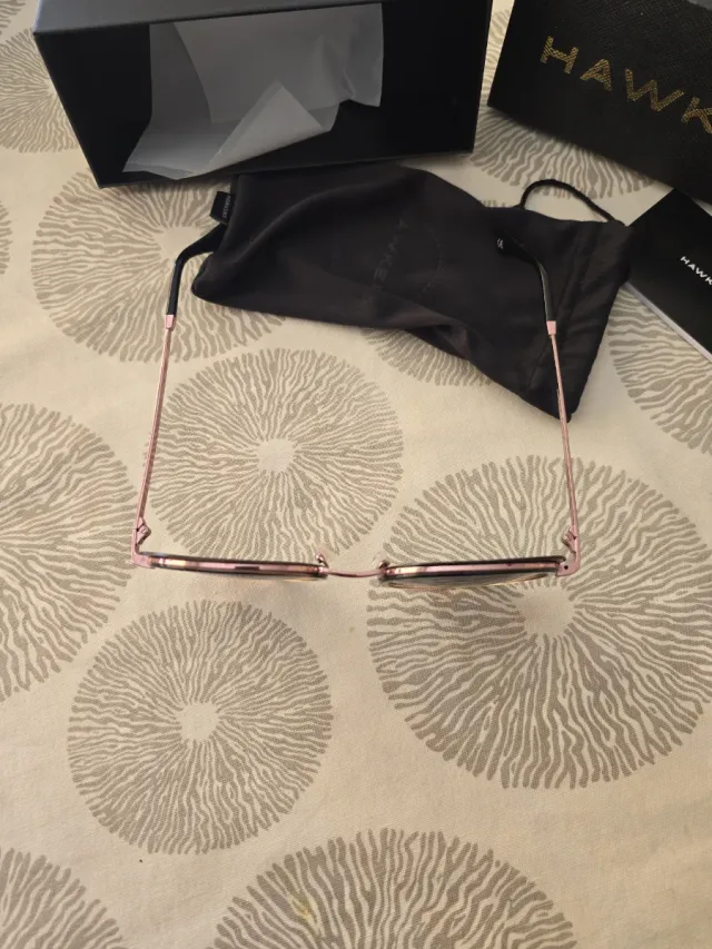 Occhiali da sole Hawkers nero e dorato