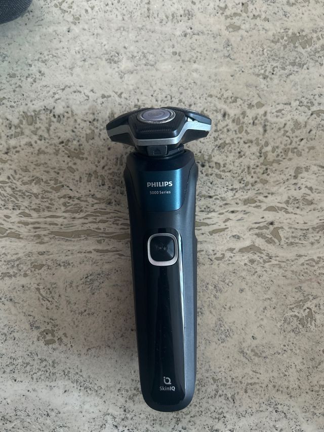 Afeitadora Philips Serie 5000