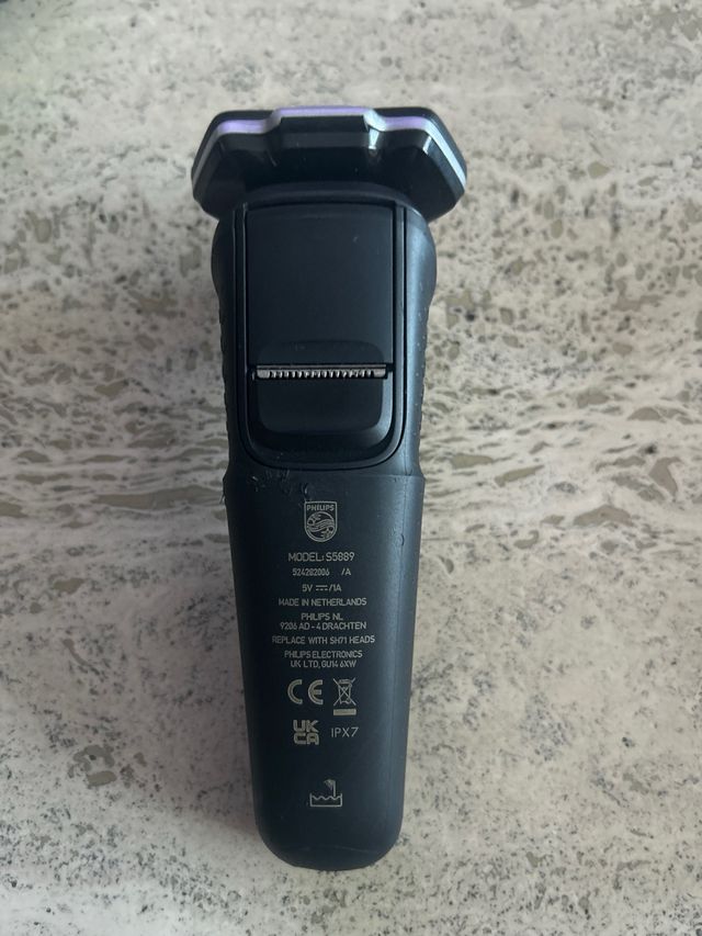 Afeitadora Philips Serie 5000