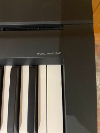 Piano Digital Yamaha P-45 Bundle