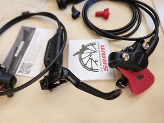 [nuevo] Juego completo frenos SRAM Level TLM