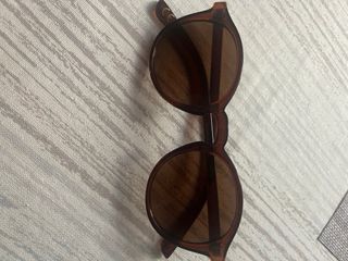 Gafas de sol marrones