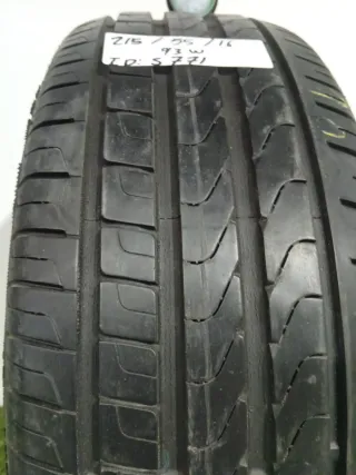 215 55 16 93W PIRELLI CINTURATO P7