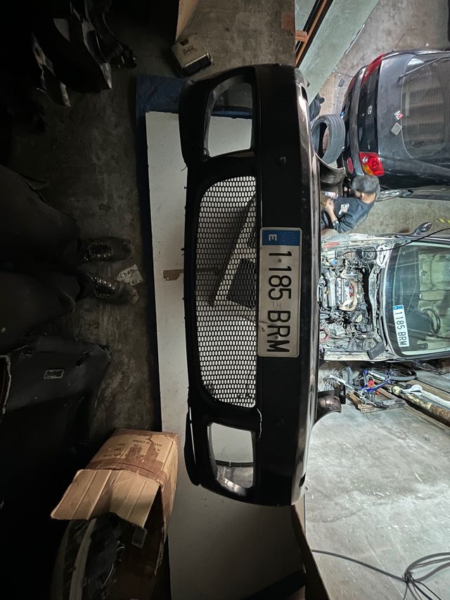 Paragolpes Golf IV R32