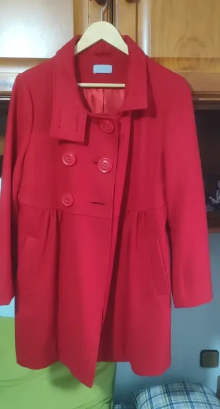 Abrigo de paño rojo mujer