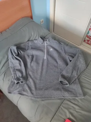 Polar Quechua gris suave