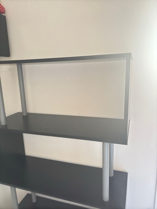 Estantería Negra Diseño