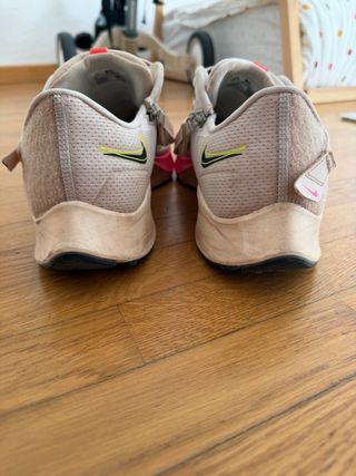 Nike Air Zoom Pegasus 38 Flyease