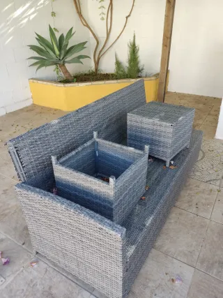 REBAJADO Conjunto mesa y sillón jardín ratán gris