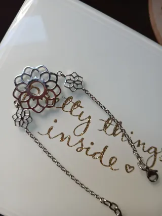 Pulsera Lotus diseño de flores