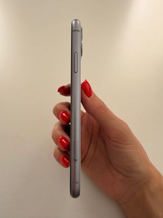 iPhone 11 128GB Lila