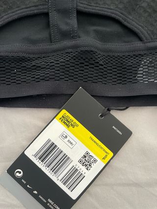 Sujetador deportivo NIKE negro