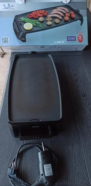 Plancha Eléctrica Jata 2200W Xylan Plus