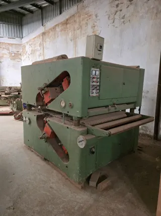 Calibradora con rodillos superior e inferior