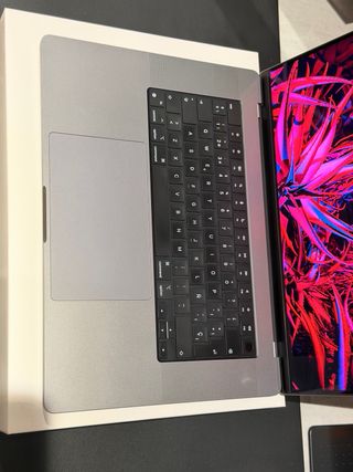 MacBook Pro 16 M1 Pro 16GB RAM 512GB SSD