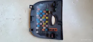 Tapa fusibles Renault