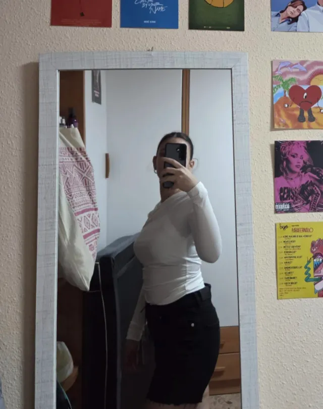 Camiseta manga larga blanca cruzada