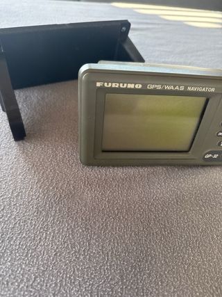Navegador GPS Marino Furuno GP32