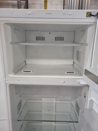 Frigorífico Siemens 185x70cm