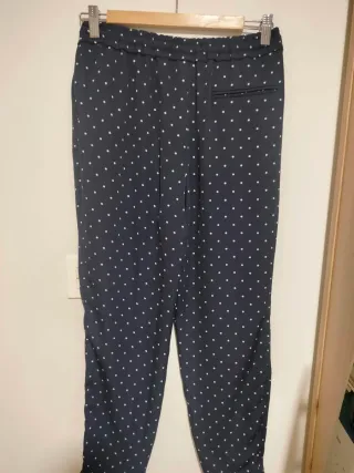 Pantalón fluido Zara lunares