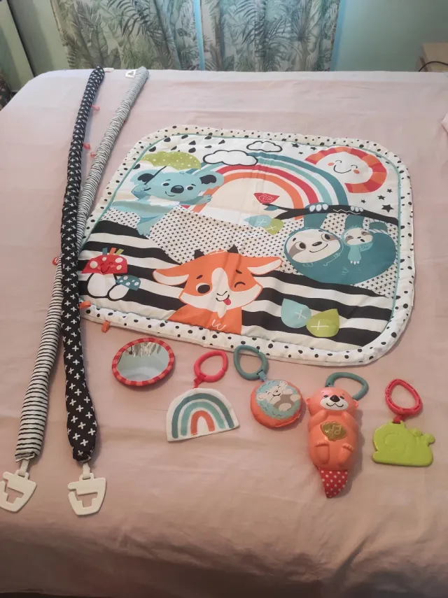 Gimnasio Bebé con Juguetes Colgantes