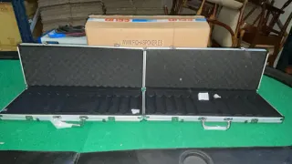 Stock maletines tapetes mesas barajas poker