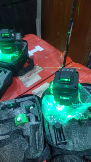 Nivel Láser 360° Verde