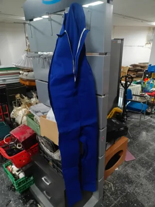 Monos azules unisex mas colores 5€