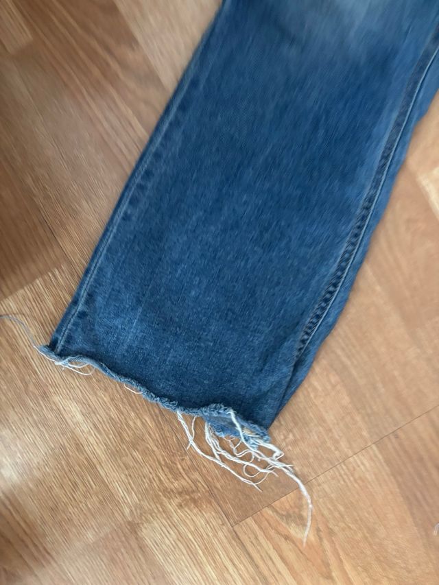 Vaqueros Stradivarius azules