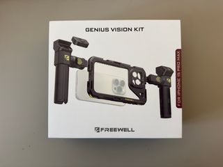 Jaula Multifuncional Freewell iPhone 15 Pro MAX