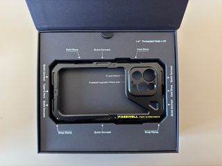 Jaula Multifuncional Freewell iPhone 15 Pro MAX