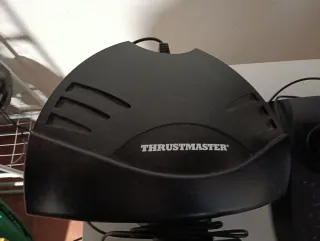 Volante Thrustmaster Ferrari 458 RW