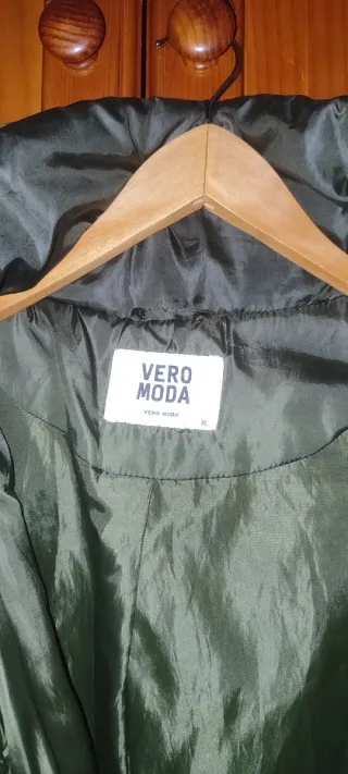 Trenca invierno Vero Moda verde